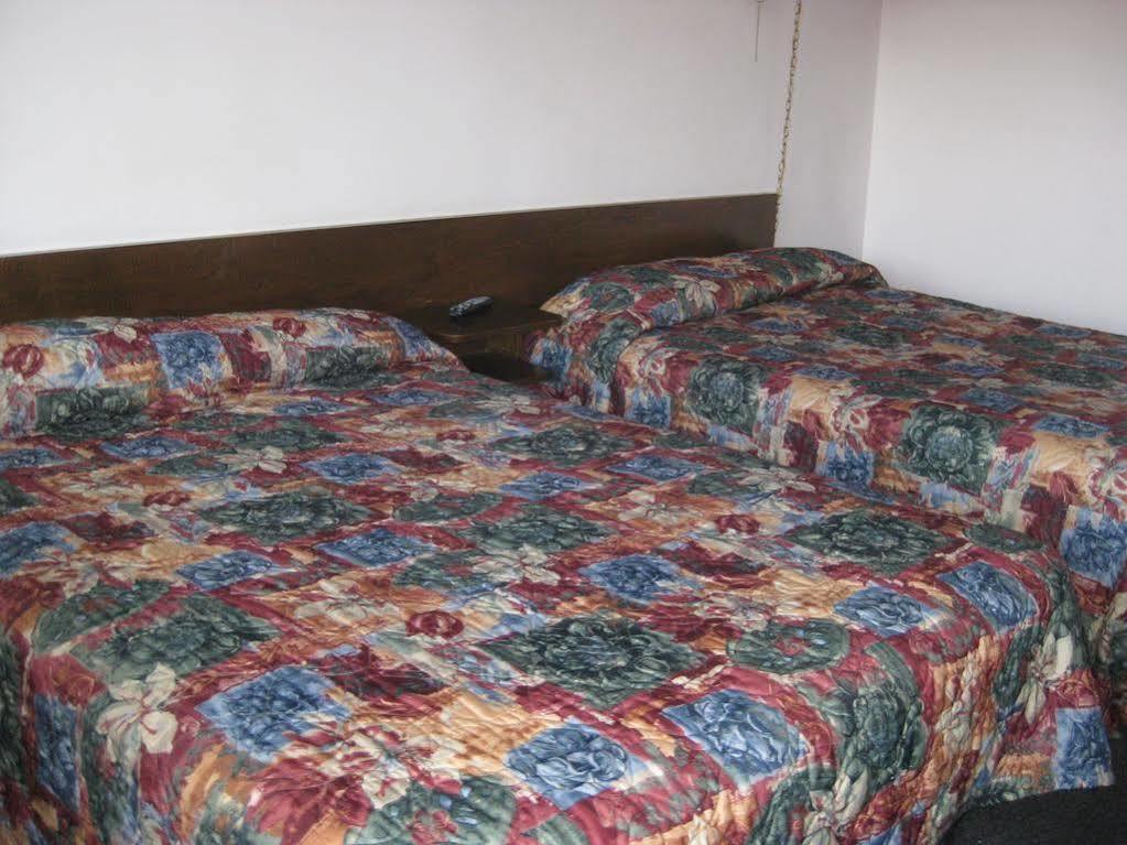 נאנאימו Departure Bay Motel מראה חיצוני תמונה